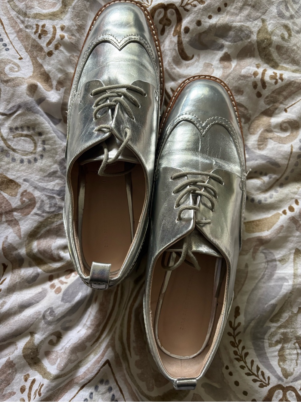 Silver Leather Dress Shoes. Men or women!!!